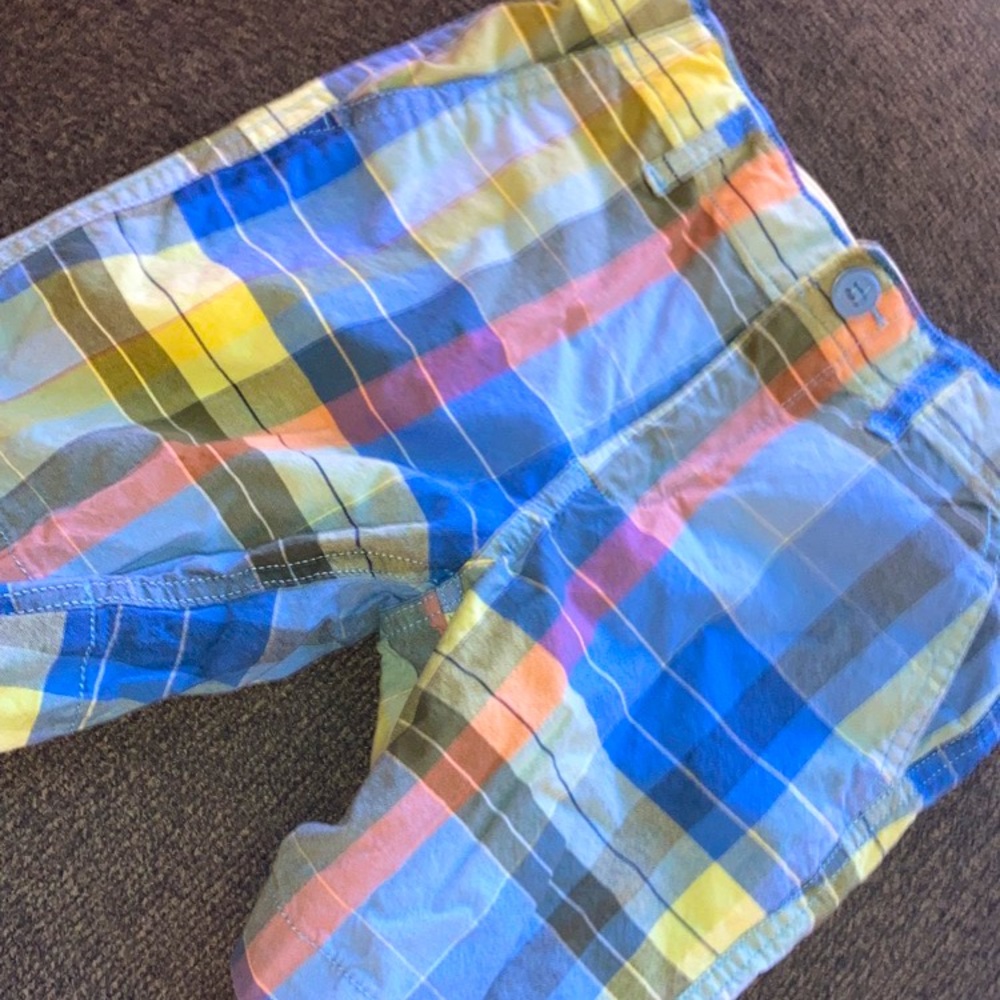 GAP Checkered blue pink yellow boy size 7 shorts